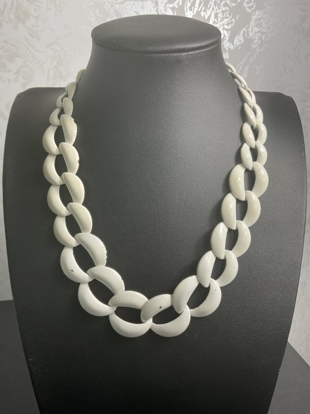 Vintage Napier White Enamel Chunky Chain Statement Necklace Retro